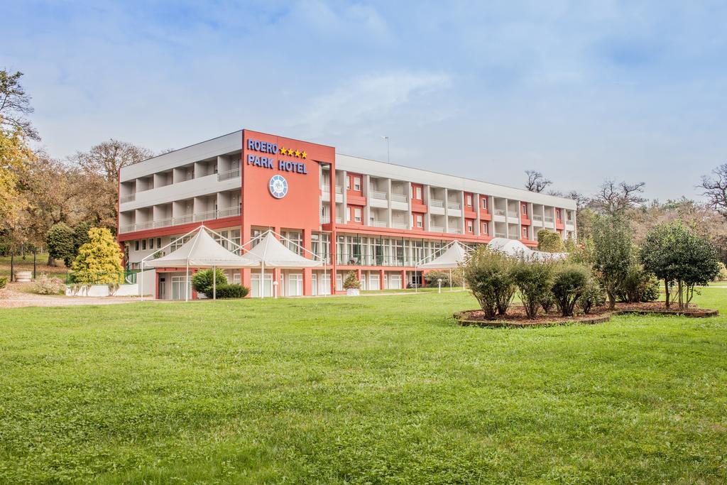 Roero Park Hotel Sommariva Perno Luaran gambar
