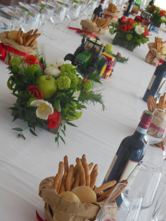Roero Park Hotel Sommariva Perno Luaran gambar