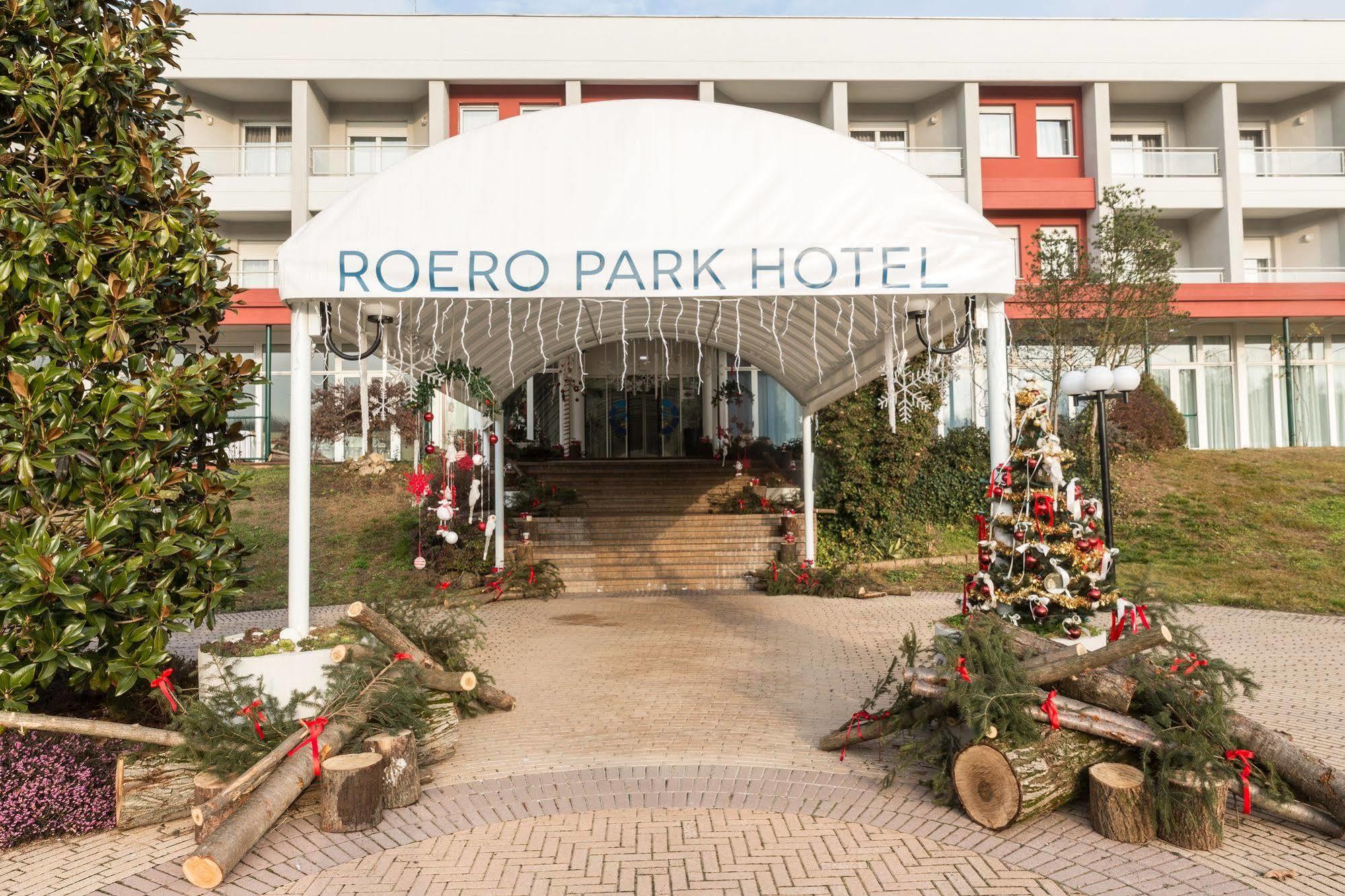 Roero Park Hotel Sommariva Perno Luaran gambar