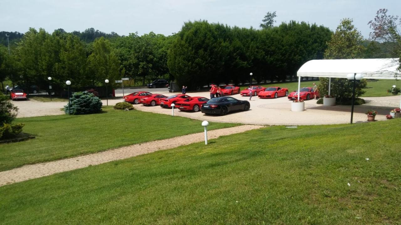 Roero Park Hotel Sommariva Perno Luaran gambar